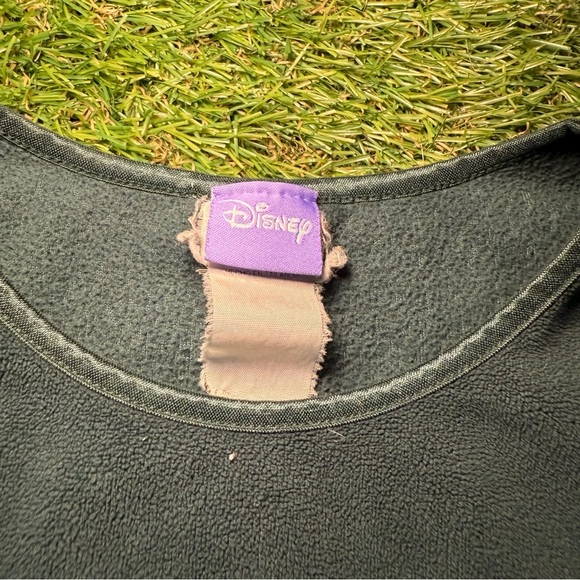 Vintage Disney Tigger Green Sweater - Picture 3 of 7